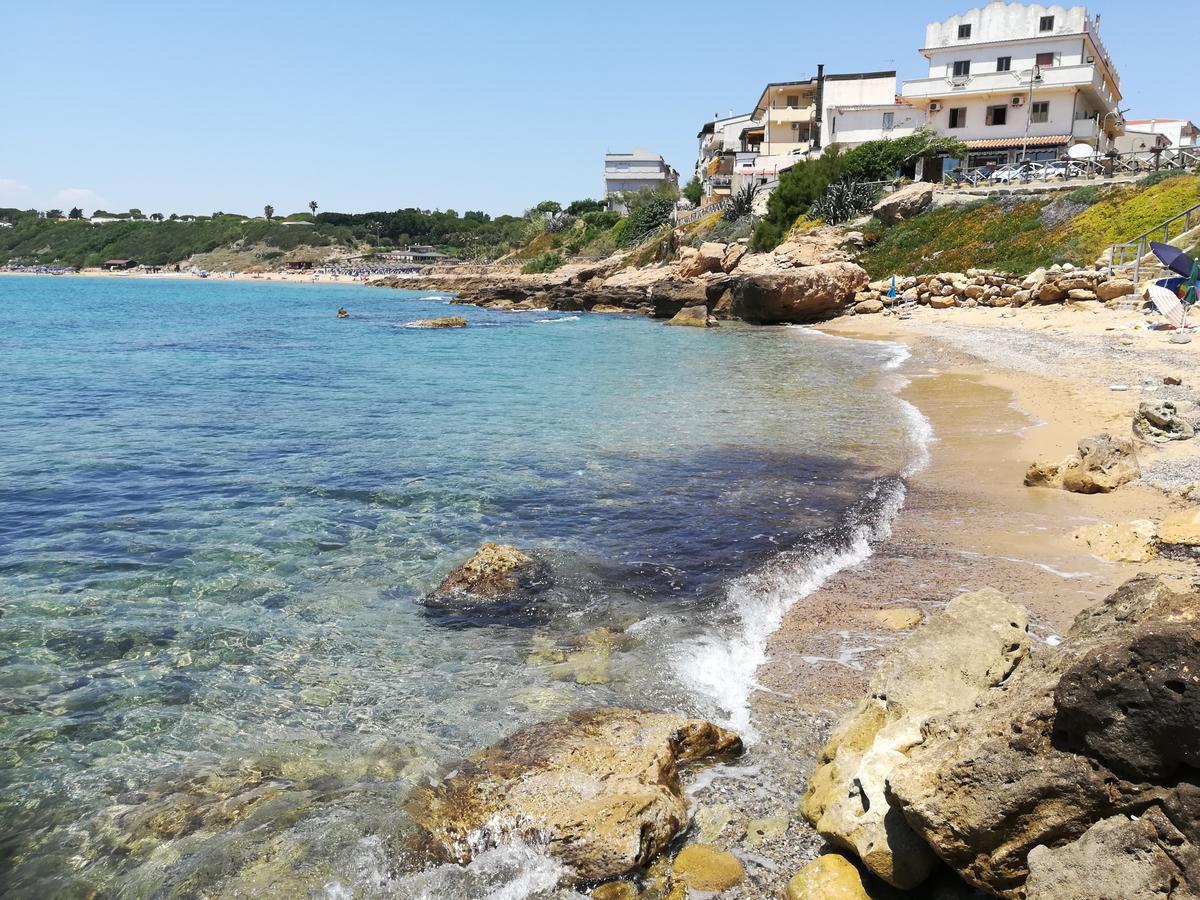 Hotel La Calabrese Isola Di Capo Rizzuto Exterior photo